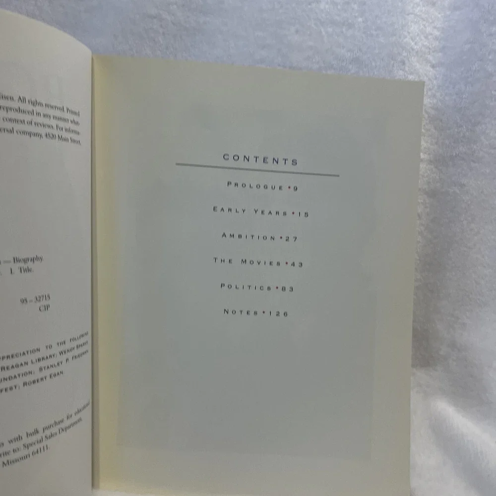Ronald Reagan :‎ A Remarkable Life by Jim Cardigan (1995, Trade Paperback)